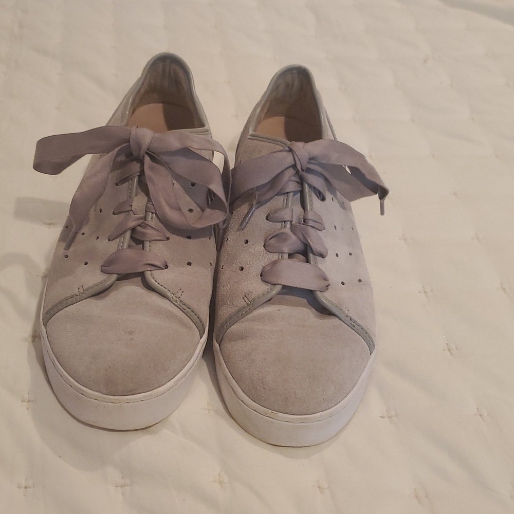 VIONIC Keke Gray Suede Sneakers Size 8.5